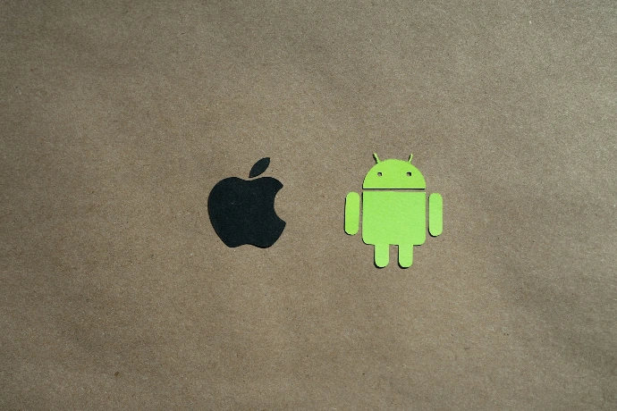 a picture of an apple and a paper cut out of it